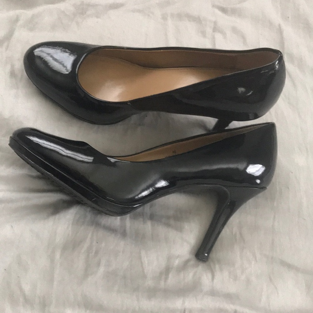 Black heels